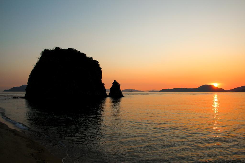 なにもない幸せな島のリトリート宿 The Bonds Matsuyama  Exterior photo